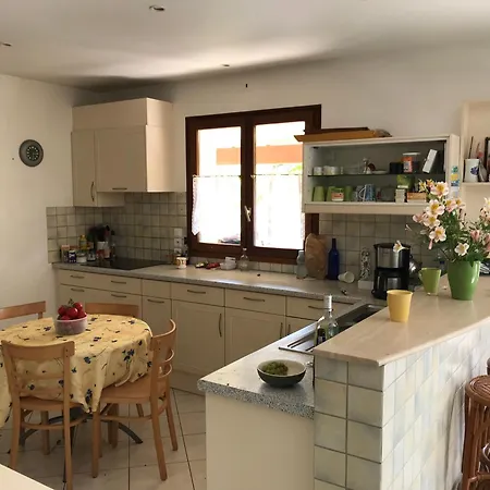 La Philatelle Holiday home *