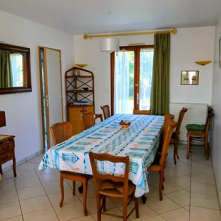 Сasa de vacaciones La Philatelle *